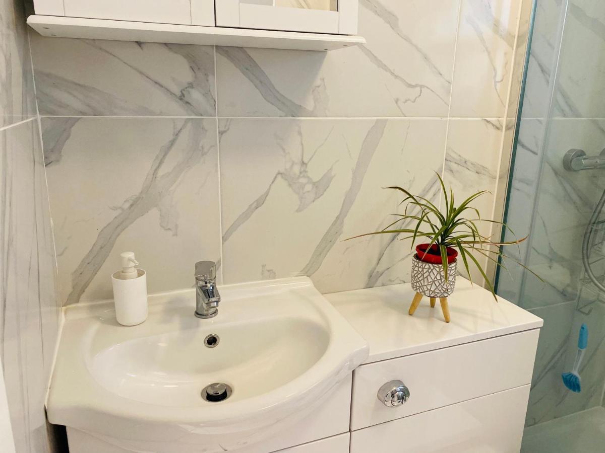 1 Studio Room Near Central لندن المظهر الخارجي الصورة