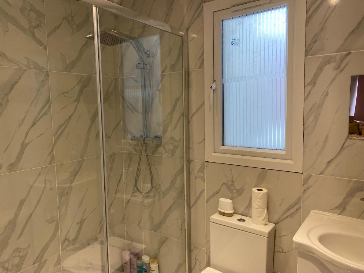 1 Studio Room Near Central لندن المظهر الخارجي الصورة
