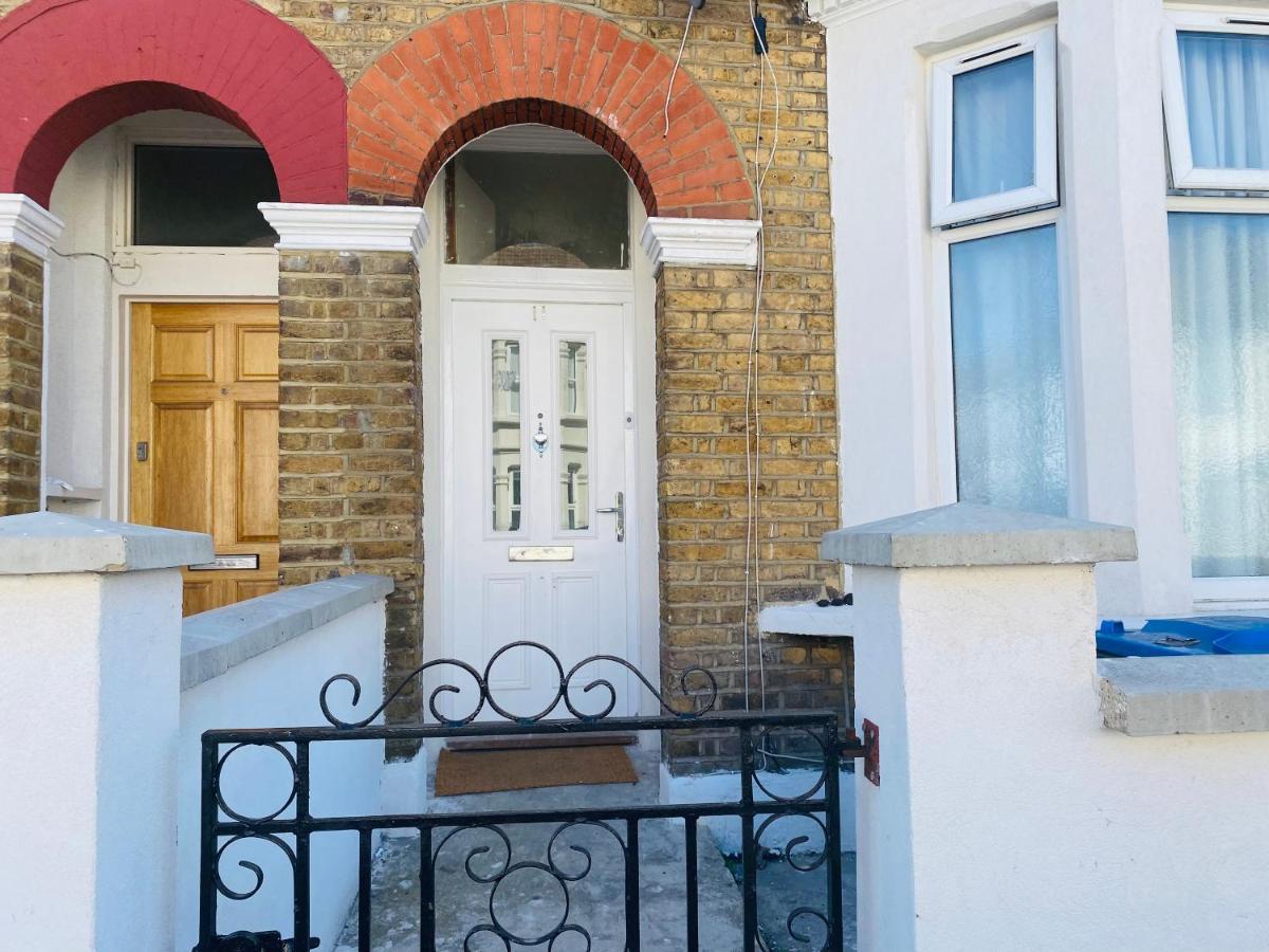 1 Studio Room Near Central لندن المظهر الخارجي الصورة